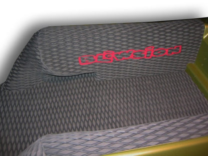 1995-Older Yamaha Superjet with Kickers - Color: Grey Diamond Molded