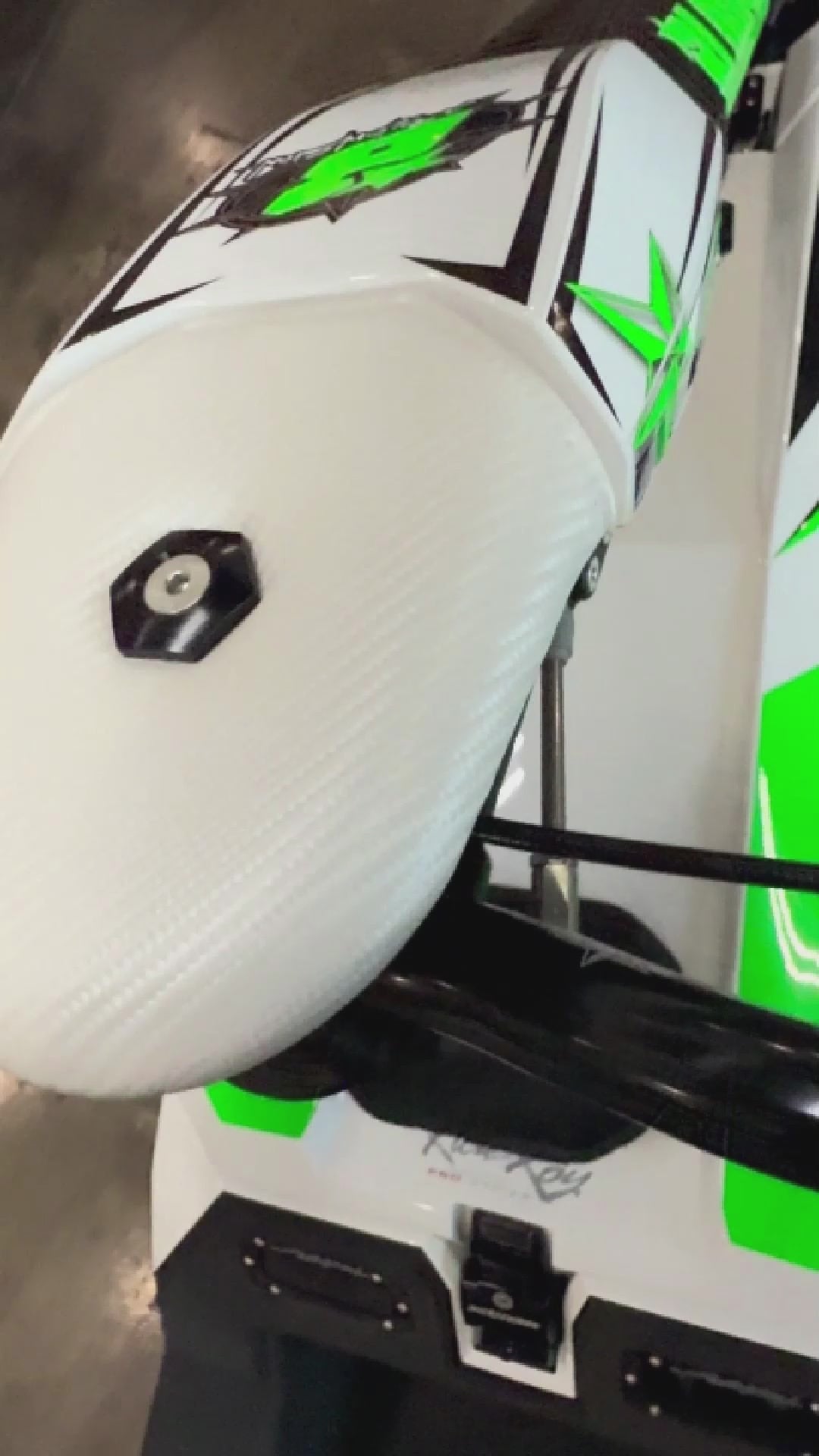 Blowsion Rickter Edge Neon Green 701cc for Sale